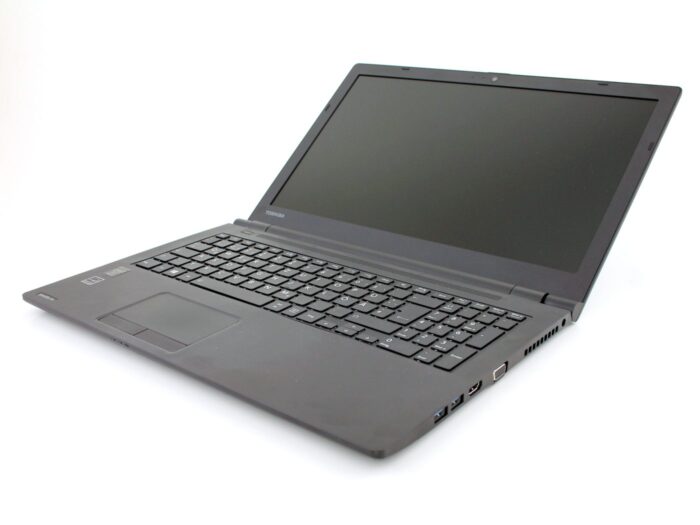 Toshiba Satellite R50B-109 15.4" Refurbished Grade A (I3-4005U/8GB/256GB SSD/Intel HD Graphics/W10 PRO)