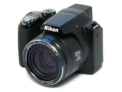 Nikon Coolpix P90